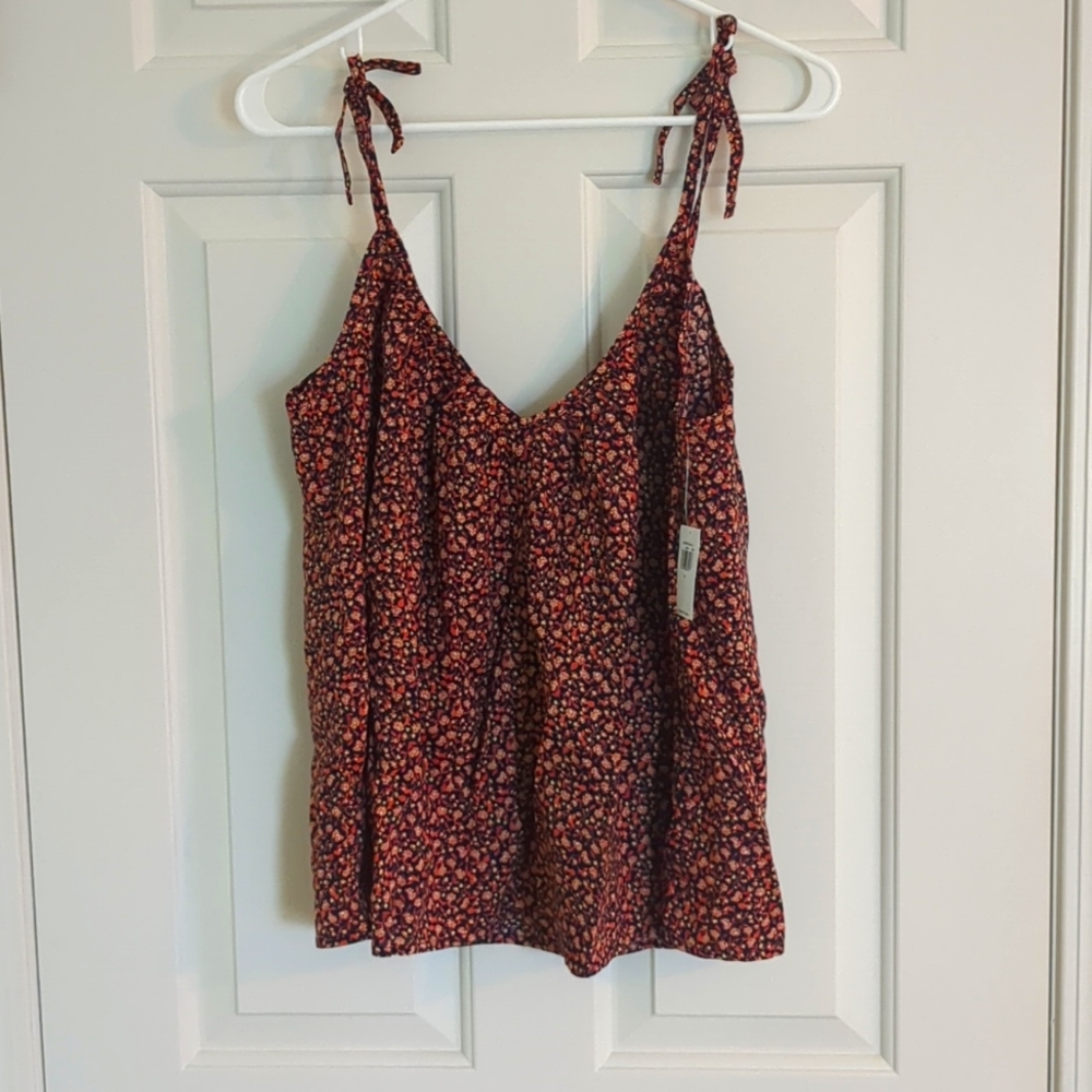 Old Navy Double V Tank Top